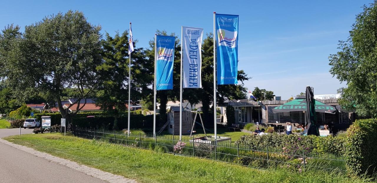 Villa Emilia - Gemütliches kinderfreundliches Blockhaus mit umzäuntem Garten Sint-Annaland Exterior foto